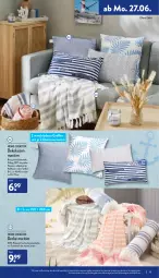 Gazetka promocyjna Aldi Nord - Aldi-Aktuell - Gazetka - ważna od 02.07 do 02.07.2022 - strona 15 - produkty: Bau, baumwolle, decke, dekokissen, erde, gin, kissen, reine baumwolle, Ria, Ti, wolle, ZTE