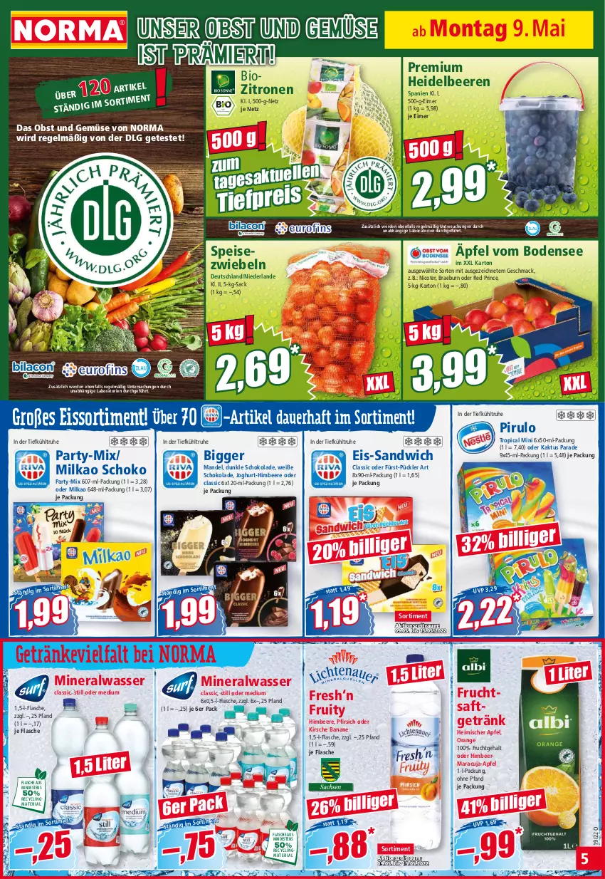 Aktueller Prospekt Norma - Norma - von 09.05 bis 16.05.2022 - strona 5 - produkty: Alwa, apfel, auer, banane, beere, beeren, bio, Clin, eimer, eis, erde, flasche, frucht, fruchtsaft, fruchtsaftgetränk, getränk, getränke, heidelbeere, heidelbeeren, himbeer, himbeere, joghur, joghurt, kirsch, kirsche, kühlregal, LG, mac, mandel, maracuja, milka, mineralwasser, Mineralwasser Classic, obst, Obst und Gemüse, orange, pfirsich, recyclingmaterial, regal, reis, Ria, sac, saft, sandwich, schoko, schokolade, Speisezwiebeln, Ti, tiefpreis, und gemüse, wasser, Weiße Schokolade, zitrone, zitronen, zwiebel, zwiebeln