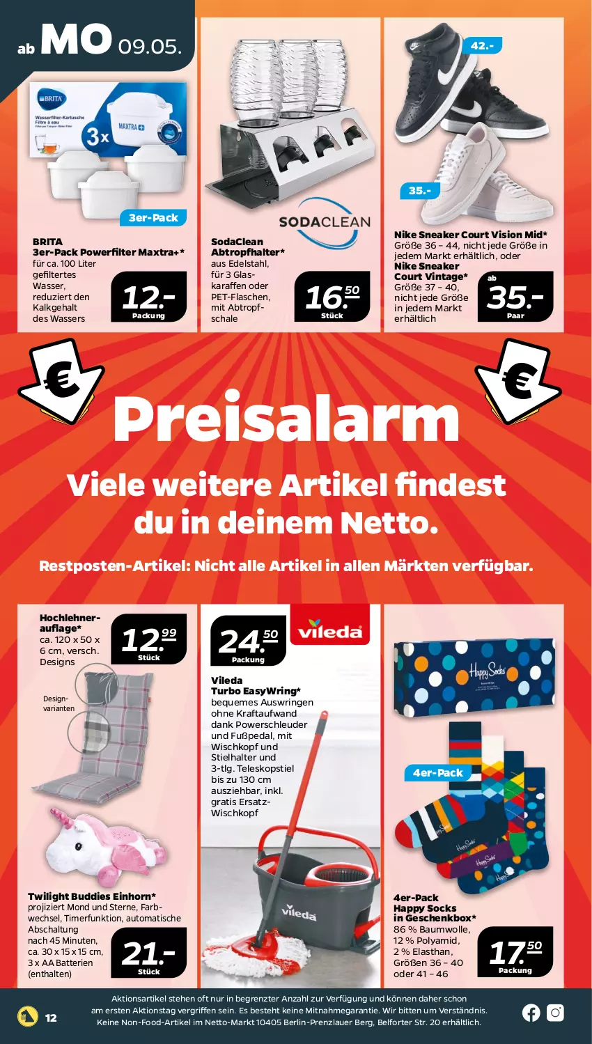 Aktueller Prospekt Netto - Angebote ab Montag - von 09.05 bis 14.05.2022 - strona 12 - produkty: auer, auto, batterie, batterien, Bau, baumwolle, brita, edelstahl, eis, flasche, Geschenkbox, glaskaraffe, Karaffe, kraft, LG, Maxtra, Nike, pet-flasche, pet-flaschen, reis, Ria, ring, Schal, Schale, sneaker, Soda, Teleskop, teleskopstiel, Ti, timer, tisch, vileda, wasser, wolle, ZTE