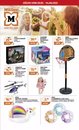 Gazetka promocyjna Mueller - Spielwaren-Angebote - Gazetka - ważna od 04.06 do 04.06.2022 - strona 1 - produkty: akku, Anzug, Bad, badeanzug, ball, Bau, blume, blumen, Helikopter, Leuchte, leuchten, messer, playmobil, pool, Puppe, reifen, ring, schwimmring, sim, simba, sonnenschirm, Ti