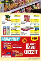 Gazetka promocyjna Metro - Monats-Mix - Gazetka - ważna od 31.12 do 31.12.2025 - strona 14 - produkty: angebot, beutel, chips, chipsfrisch, crunchips, duplo, eis, ferrero, Funny Frisch, Kinder, kinder bueno, kinder country, kinder riegel, kitkat, lion, lorenz, lorenz crunchips, mars, Metro, metro gastro, nestlé, pringles, reis, riegel, ring, snickers, Ti, tiefpreis, twix