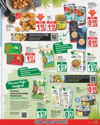 Gazetka promocyjna Edeka - Angebote der Woche - Gazetka - ważna od 25.03 do 25.03.2023 - strona 11 - produkty: ananas, aus dem kühlregal, beutel, bio, bohne, bohnen, Brühe, burger, chili, deka, drink, edeka bio, eis, erdnuss, finesse, fleisch, Fleischalternative, grill, hafer, Haferdrink, kokos, kokosnuss, Kokosnussmilch, kühlregal, maggi, milch, natur, natura, nuss, pfanne, pfannen, quark, regal, rel, rezept, rezepte, saft, salat, salate, Schal, schoko, soja, Sojadrink, Speisezwiebeln, Ti, Tofu, Vegeta, zwiebel, zwiebeln